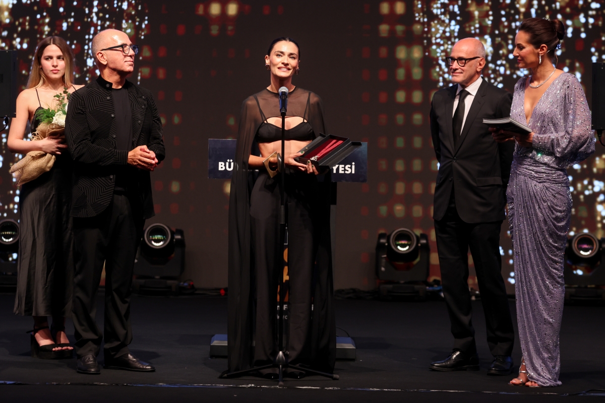 61.Uluslararası Antalya Altın Portakal Film Festivali Kortej ve Açılış